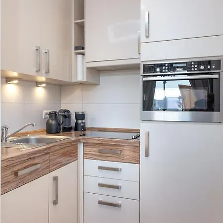 Undine App_ 27 * Westerland