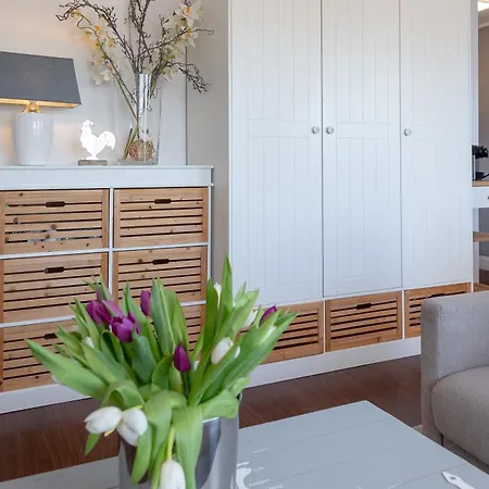 Undine App_ 27 * Westerland